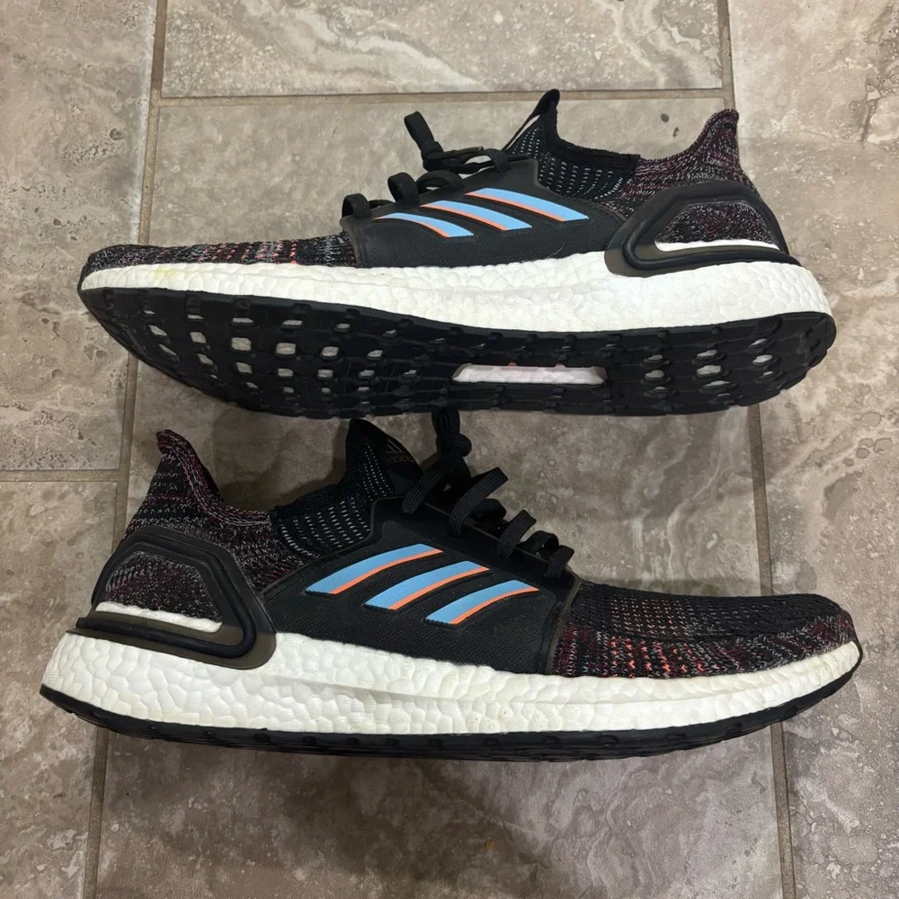 Adidas Ultra Boost‎ 19 Black Glow Sz 12